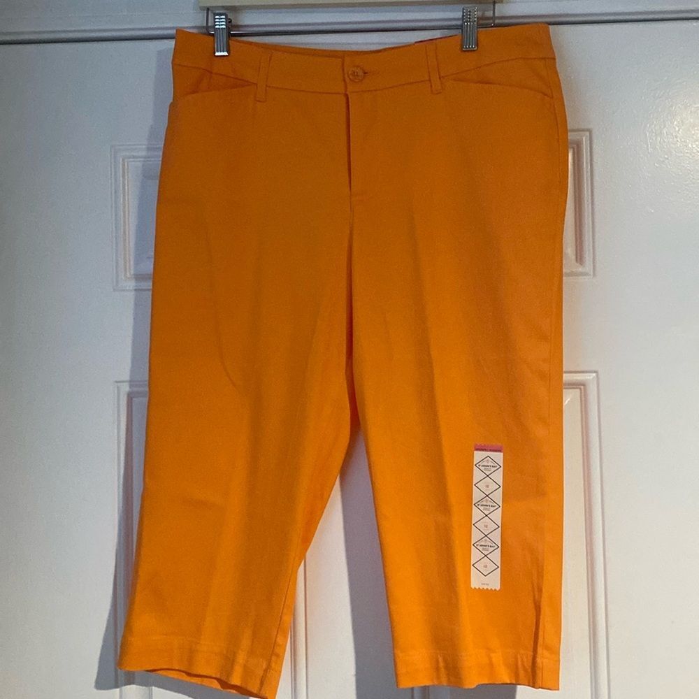 NWT New St John’s Bay Secretly Slender Orange Crop Pant Capri Size 12